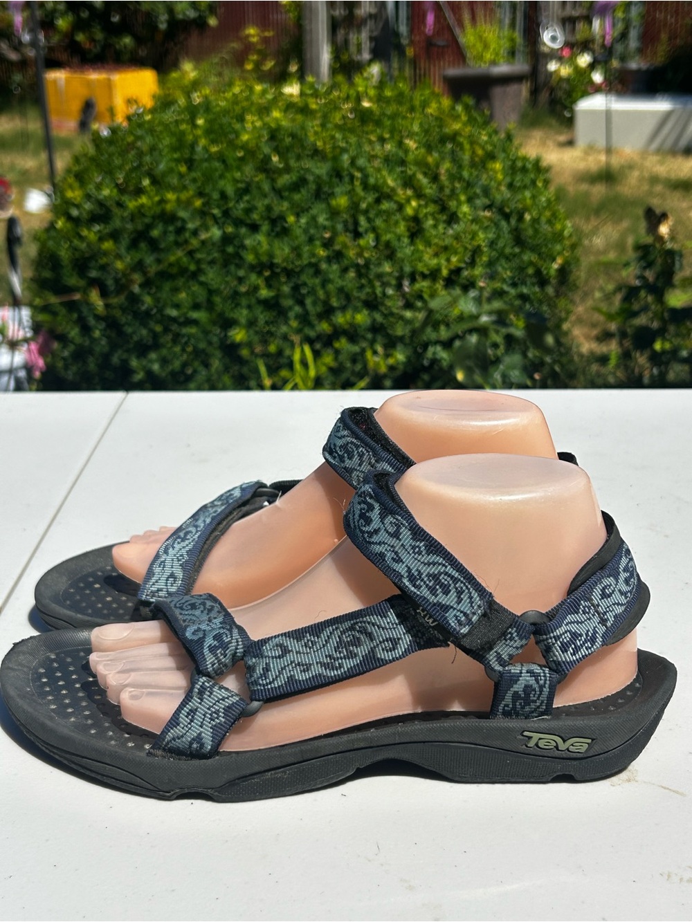 Teva Hurricane 3 Women's Blue Black Patterned Sport Sandals Size 8
